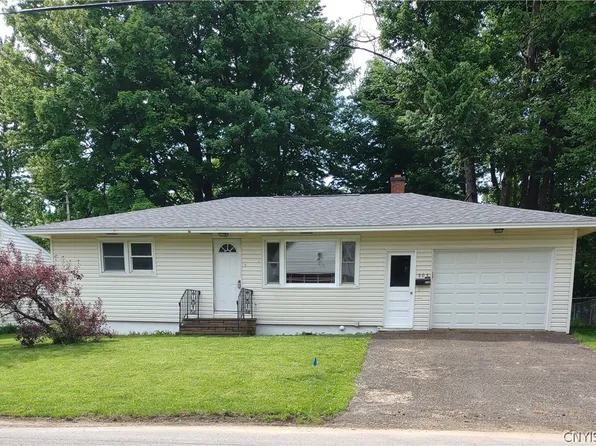 805 Cosby Rd, Utica, NY 13502