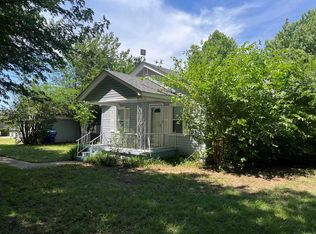 701 SW 3rd St, Tuttle, OK 73089