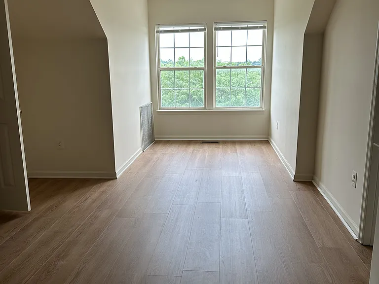 420 Redland Blvd #TOWNHOUSE — Photo 18
