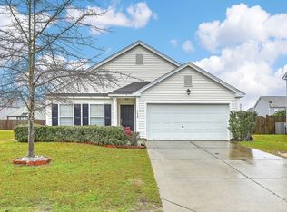 1139 Moss Grove Dr, Moncks Corner, SC 29461