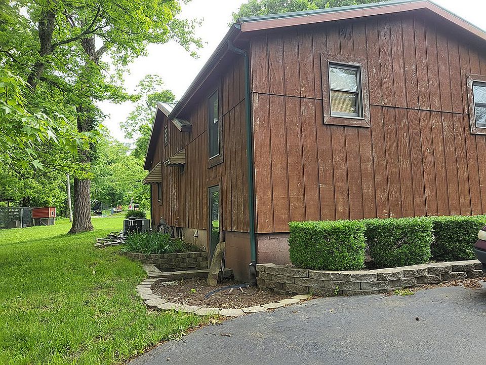 2nd image of 12368 State Road Cc