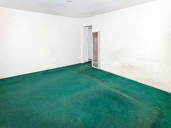 3rd image of 18540 Bryant St
