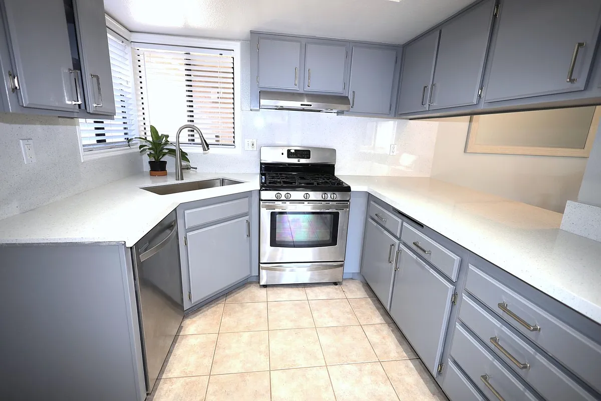 Building Photo - 28092 Mariposa #174