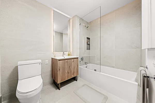 Rented by Nooklyn NYC LLC | media 31