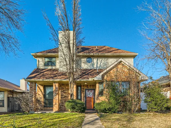 1111 Sandalwood Ln, Desoto, TX 75115