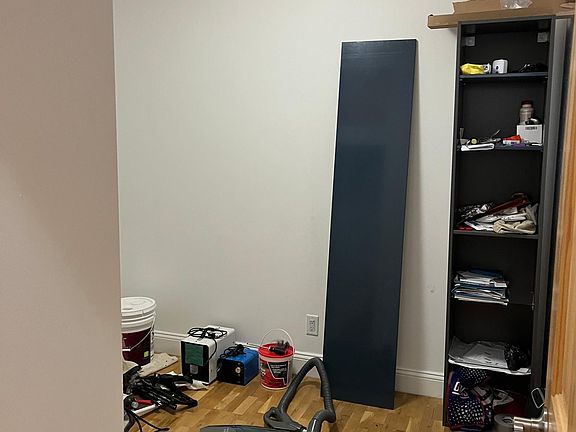 5th image of 7243 60th Ln APT 1R
