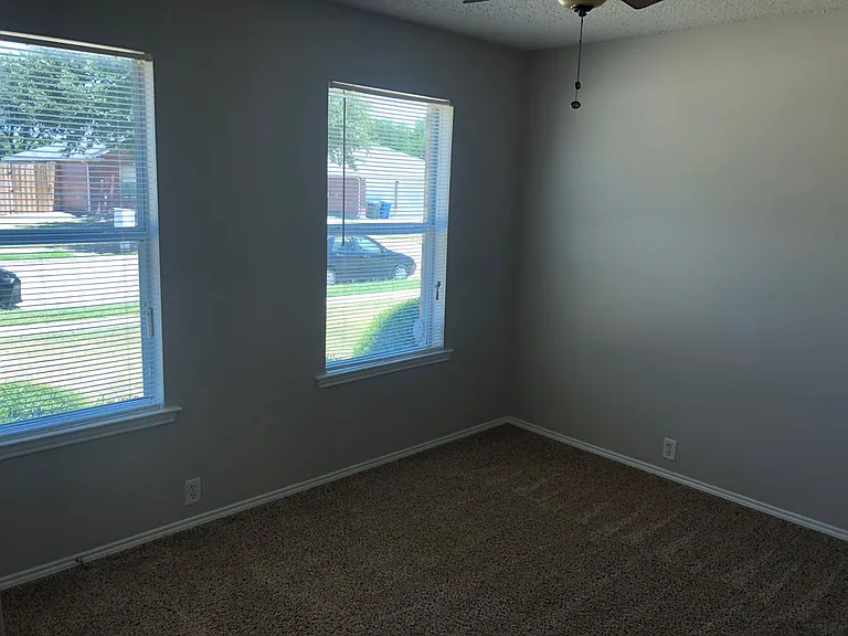 106 Oakhurst Dr — Photo 13