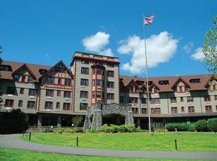 60 Caledonia Rd APT 218, Asheville, NC 28803