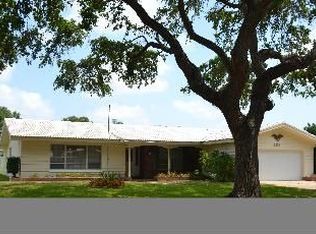 2234 Grovewood Rd, Clearwater, FL 33764