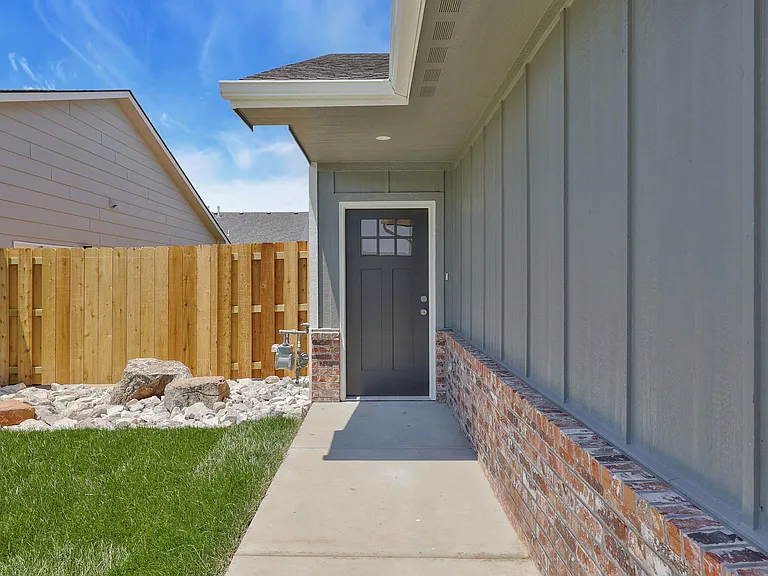 472 Long Path Ct — Photo 6