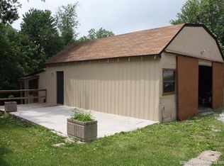 7975 Scottsville Rd, Floyds Knobs, IN 47119