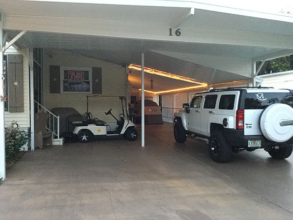 962 sq ft 3 car carport