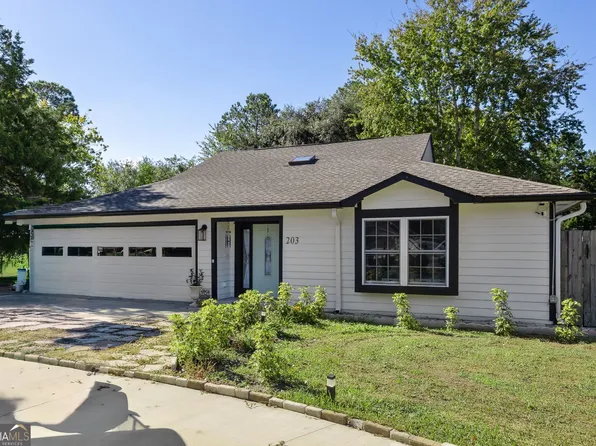 203 Foxwood Cir, Saint Marys, GA 31558