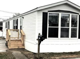 721 Berry Rd, Wilmington, DE 19810