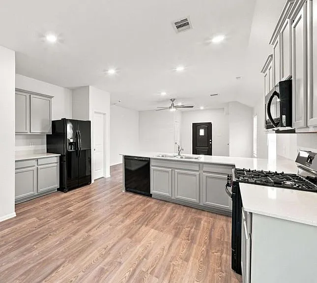 19114 Sangro Dr — Photo 10