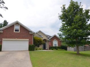 911 McMillan Cir, Martinez, GA 30907