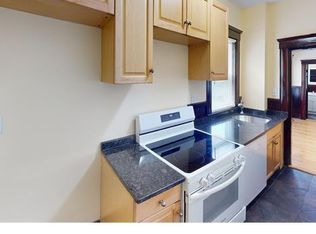 32 Lansdowne St APT 4, Brockton, MA 02301