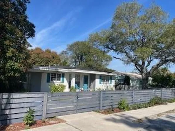 228 SW 3rd Terrace, Dania Beach, FL 33004