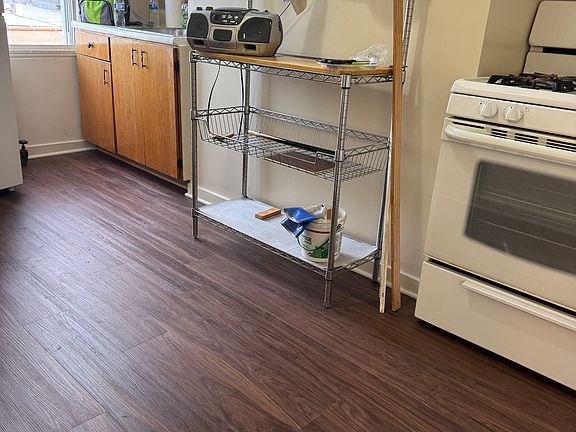 4th image of 22-18 Steinway St #3