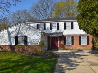 2976 Green Rd, Shaker Heights, OH 44122