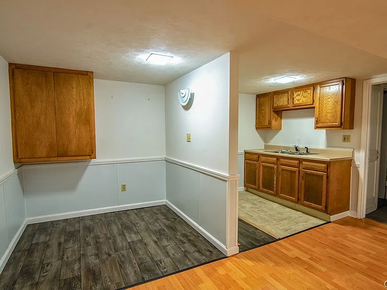 311 Swansea Ave — Photo 27