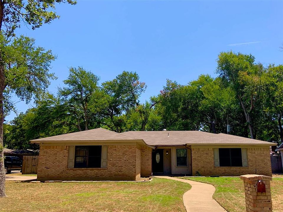 Rare 4 Bedroom 3 Full Bath Smart Home On Large Corner Lot With Pool And Extra Parking