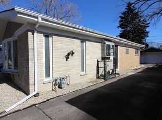 7717 Kenton Ave, Skokie, IL
