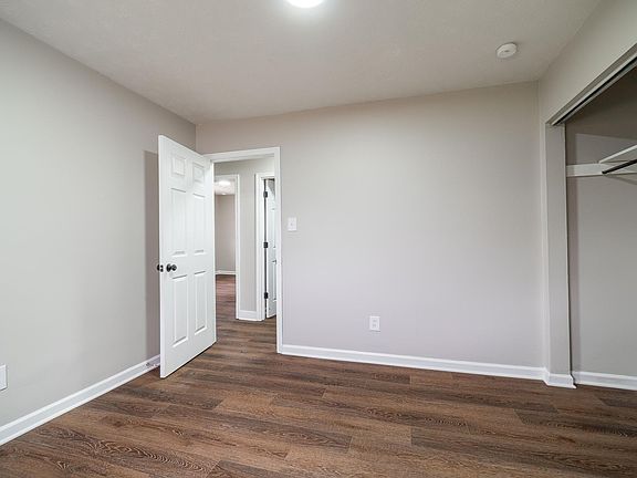 4th image of 3453 Oaklawn St