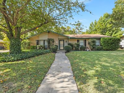 2112 Burning Tree Ln, Denton, TX, 76209