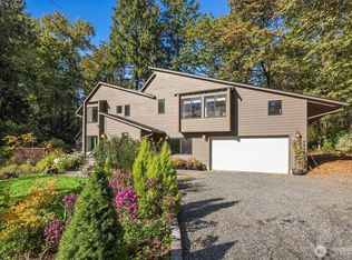6419 225th Avenue NE, Redmond, WA 98053