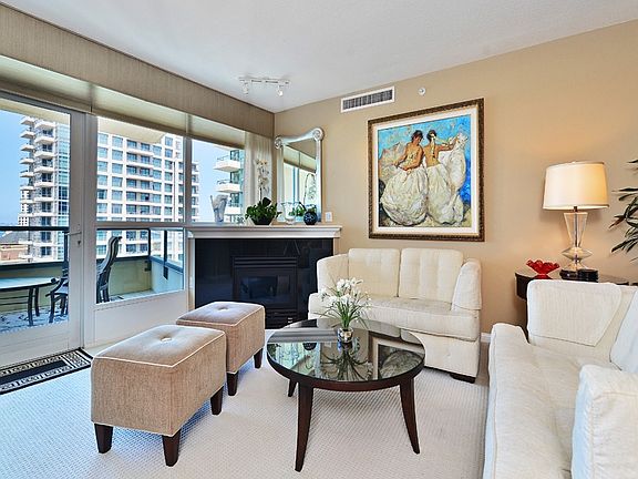 4th image of 510 1st Ave Unit 1804