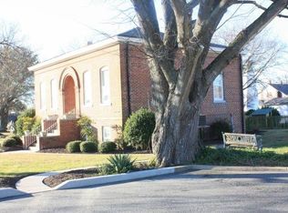 147 Engineer Ln, Fort Monroe, VA 23651