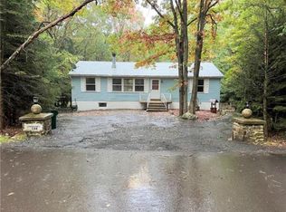 244 Summit Dr, Albrightsville, PA 18210