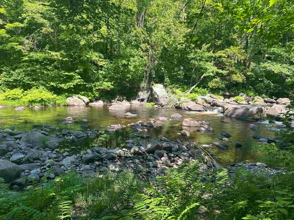5 Spring Street, Gilsum, NH 03448