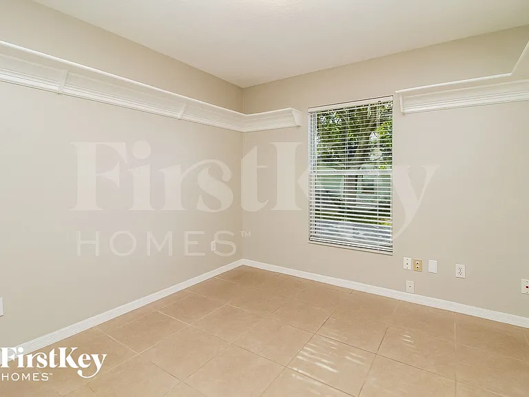 813 Arbor Hill Cir — Photo 13