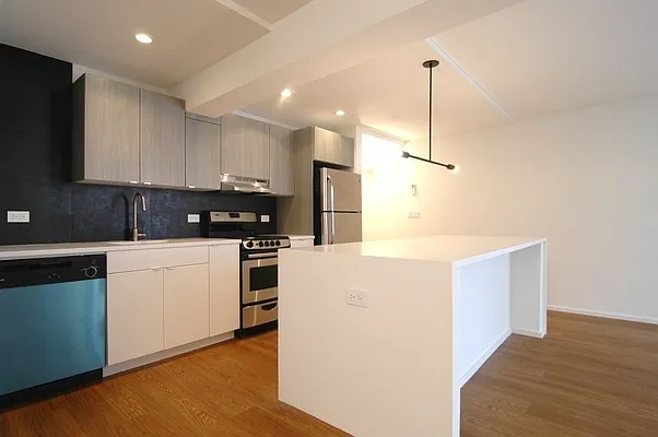 Rented by Compass | media 19