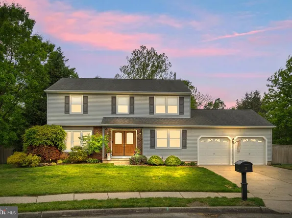 2 Farnham Ct, Clementon, NJ 08021