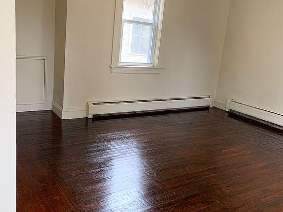 4th image of 87 W Hollis St APT 2