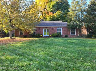 3714 Fallen Timber Dr, Brownsboro Farm, KY 40241