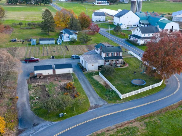 323 Fairview Rd, New Providence, PA 17560