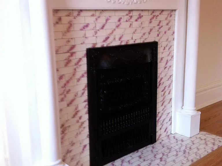 Living Room fireplace (non-functioning)