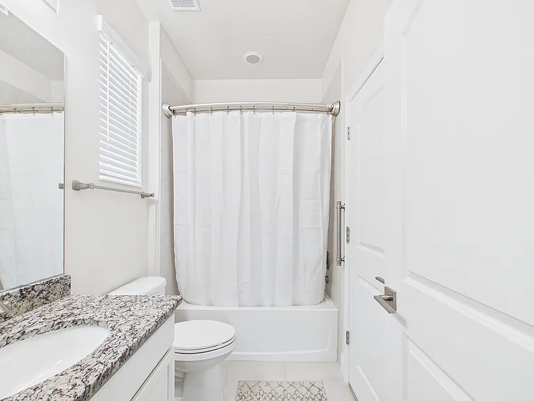8326 Millbrook Ave — Photo 9