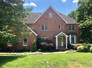 60 Derby Ln, Huntington, WV 25705