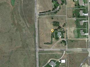 7393 S Buffalo Rd, North Platte, NE 69101
