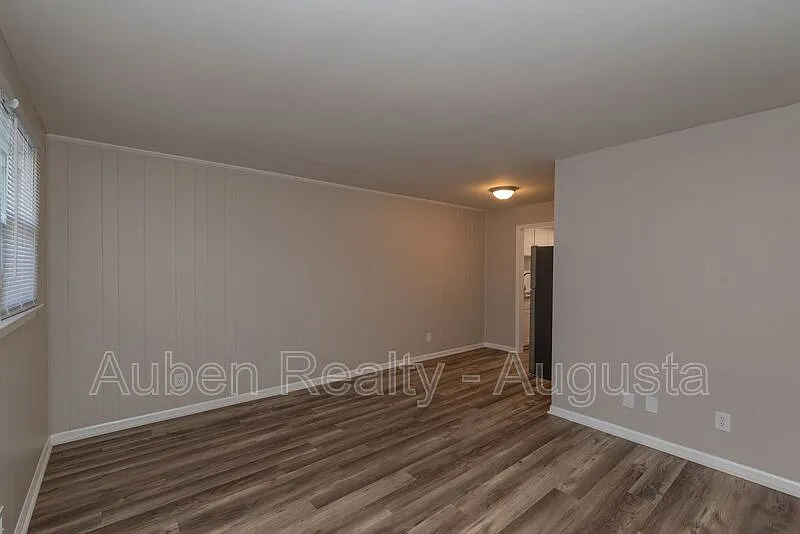 1 bed, 1.0 bath, 625 sqft, $895 — Photo 4