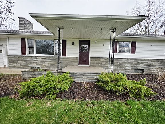 5th image of 2247 Ridge Rd