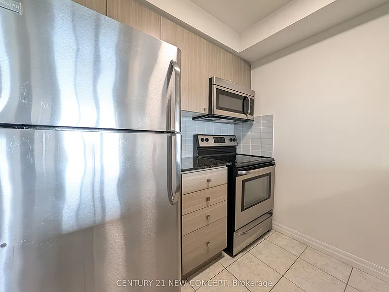2015 Sheppard Ave E #2302 — Photo 6