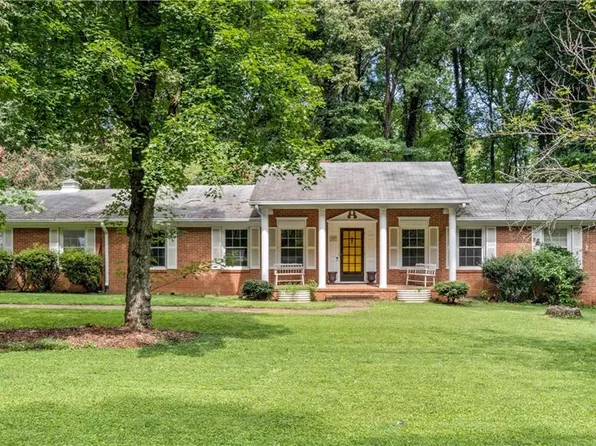 9600 Styers Ferry Rd, Lewisville, NC 27023
