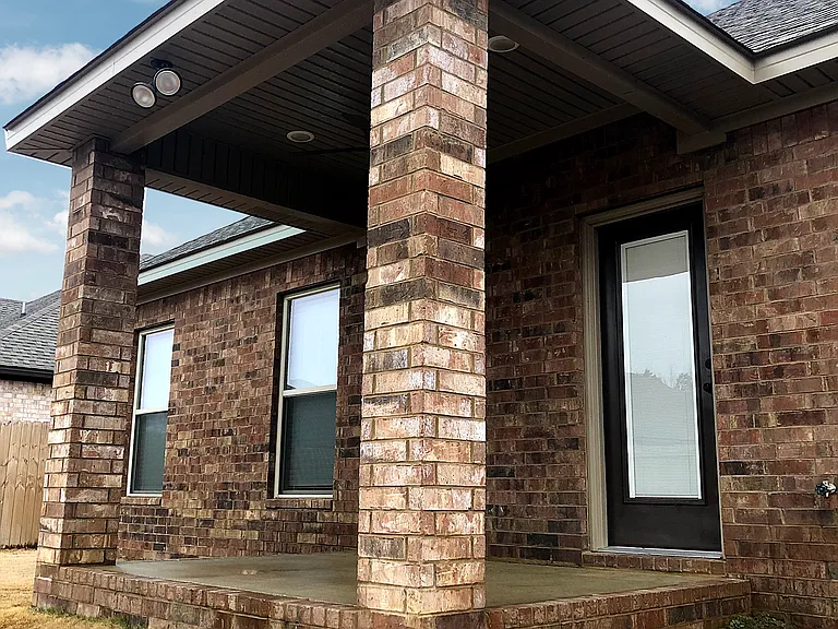 Brookvale Cir — Photo 18