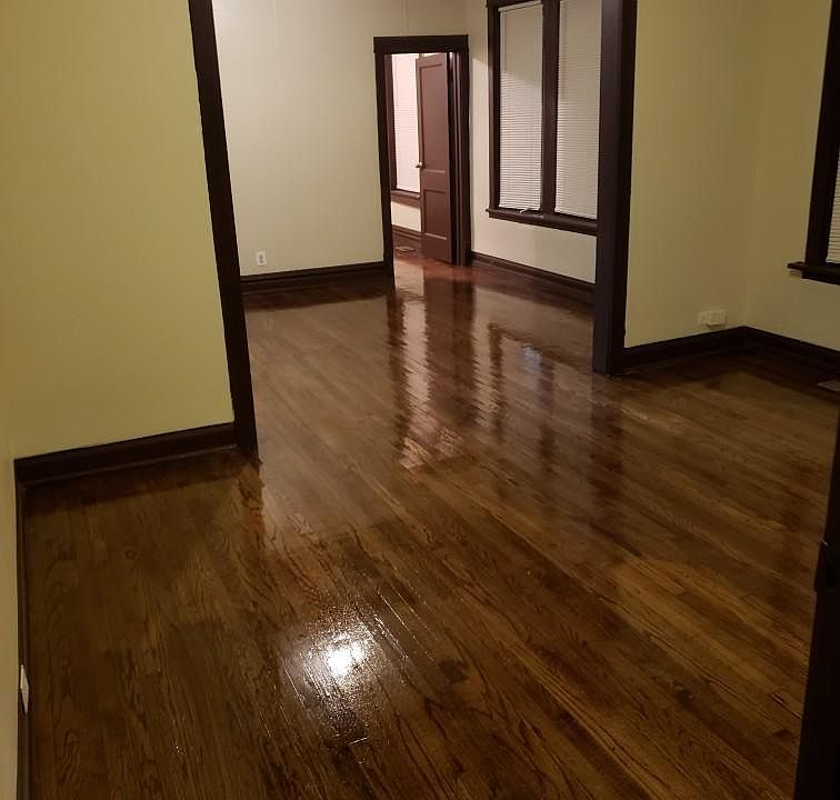 1st image of 5423 W West End Ave #2